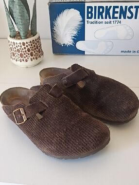 Birkenstock Boston Corduroy Suede Embossed Clogs size 39 8 - 8.5